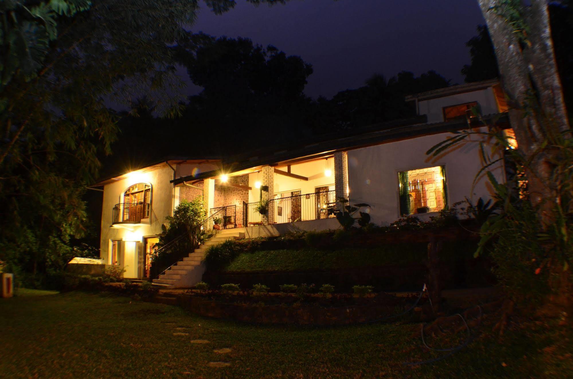 Villa Shenandoah Kandy Exterior photo